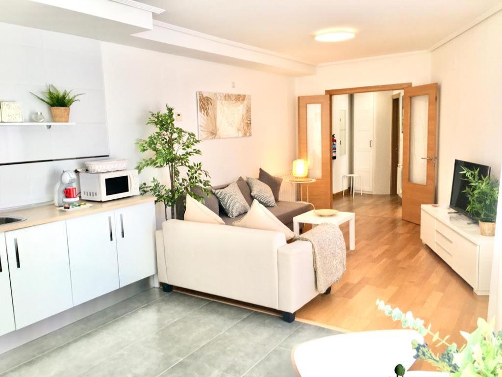 Apartamento 1 Centrico Garaje Wi-Fi Para Trabajar Διαμέρισμα Castro Urdiales Εξωτερικό φωτογραφία